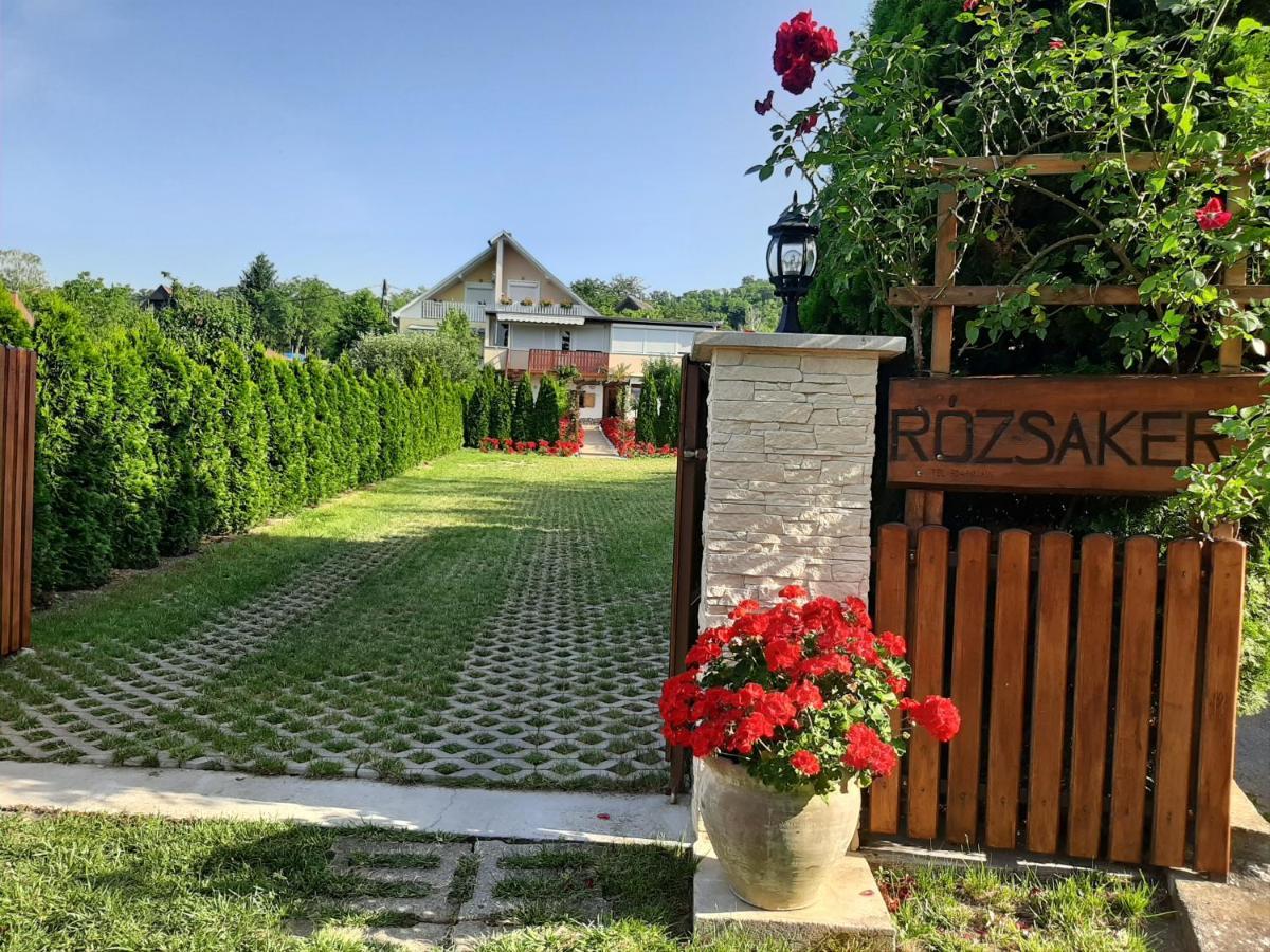 Rozsakert Vendeghaz Bed and Breakfast Szigliget Exteriör bild